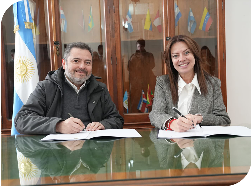 Firma del convenio de cooperación entre CAECID y la Universidad de Buenos Aires